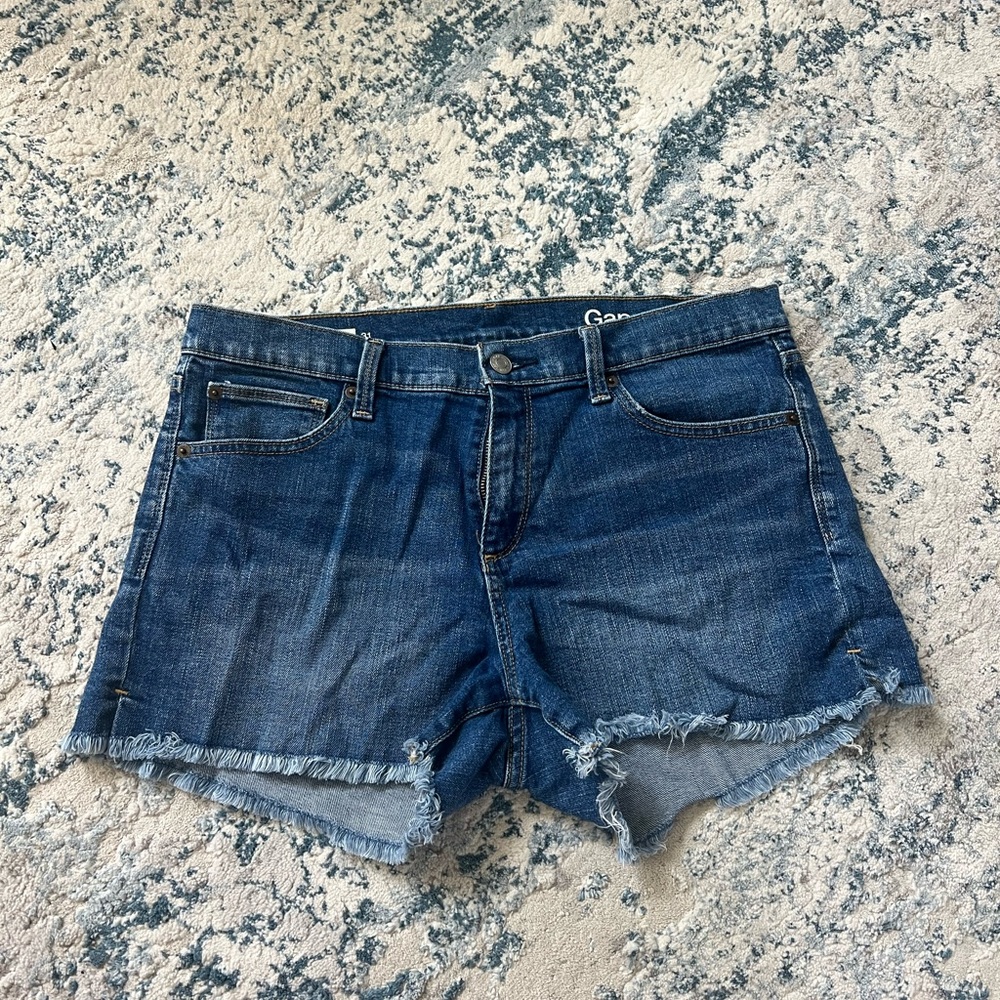 Gap denim/jean cut off shorts size 31
